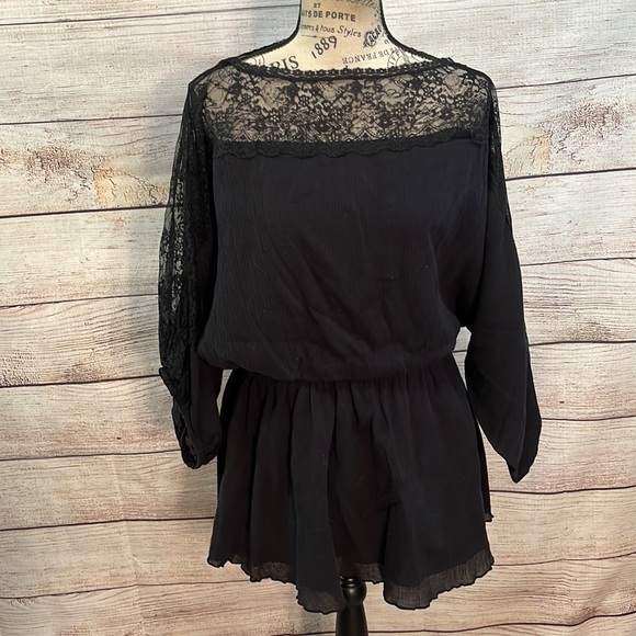 Free People Tops - Free People Top Tunic Lace Blouson Black Size Medium Long Dolman Sleeves